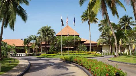 589 likes · 19 talking about this. Hyatt Regency Kuantan Resort Entrance | Family friendly ...