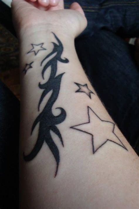Tattoo inks, tattoo needles, tattoo kits, tattoo machines 22 Beautiful Tribal Wrist Tattoos
