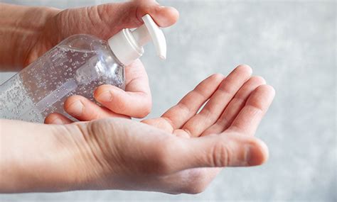 Diy hand sanitizer can be made using rubbing alcohol, aloe vera gel and essential oils. Hand Sanitizer vs. Hand Washing: Is One Method Better Than ...