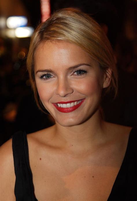 Hanna verboom (born 11 may 1983) is a dutch actress. Hanna Verboom nue, 61 Photos, biographie, news de stars ...