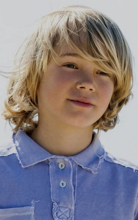 Comme nous travaillons toujours avec les mêmes usines, nous sommes certains que la qualité de nos vêtements pour fille est constante. Coupe de cheveux pour petite fille de 7 ans