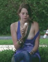 Milf masturbates outdoors 8 min. une glace ca fait du bien avec cette chaleur - Photos Humour