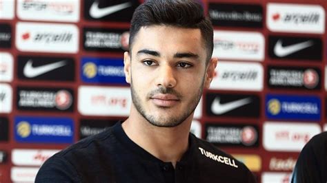 Ozan muhammet kabak kaç yaşında nereli, galatasaray'la sözleşmesi kaç yılına kadar? Mercato / Bundesliga : Ozan Kabak rejoint Schalke 04 ...