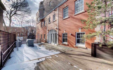 We are committed to staying true to our roots, and are experts in helping select the best products for your growing conditions. House for rent Golden Square Mile | Westmount Magazine