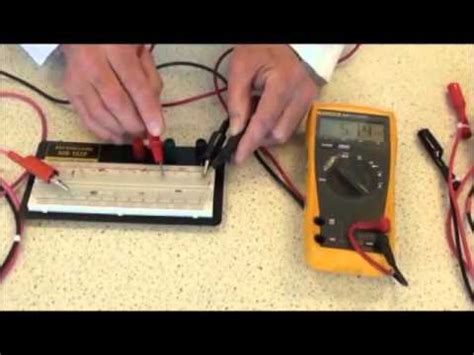 Cara mengukur tegangan dengan avometer. Cara Menggunakan Multimeter Digital Pdf - nowpulse