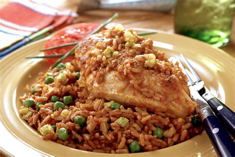 Arroz con pollo recipe includes a sauce that contains the blended ingredients of garlic, onion and poblano pepper. Arroz con Pollo | Recipe | Poultry recipes, Cooking ...