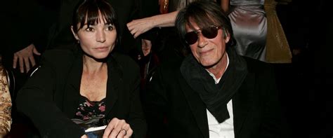 His father the singer, songwriter, guitarist. Qui est Sylvie Duval, la femme de Jacques Dutronc ? (VIDEO)