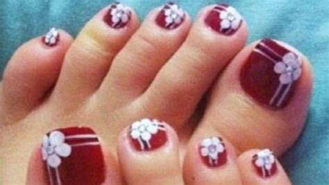 2 decoraciones de uñas flores y mariposas/hermosas uñas decoradas con flores y mariposa. Pedicura roja | Uñas del pie decoradas, Uñas decoradas con ...