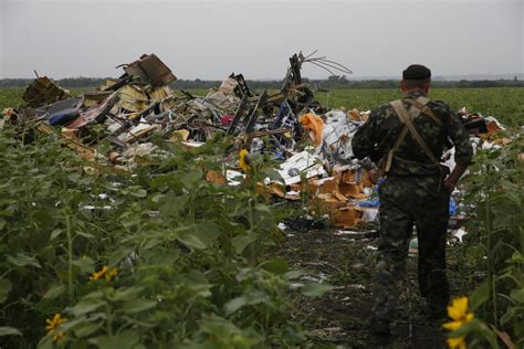 Malaysia airlines flight 17 (mh17) was a scheduled passenger flight from amsterdam to kuala lumpur that was shot down on 17 july 2014 while flying over eastern ukraine. Malaysia Airlines MH17 Victims: Pilot Cameron Dalziel ...