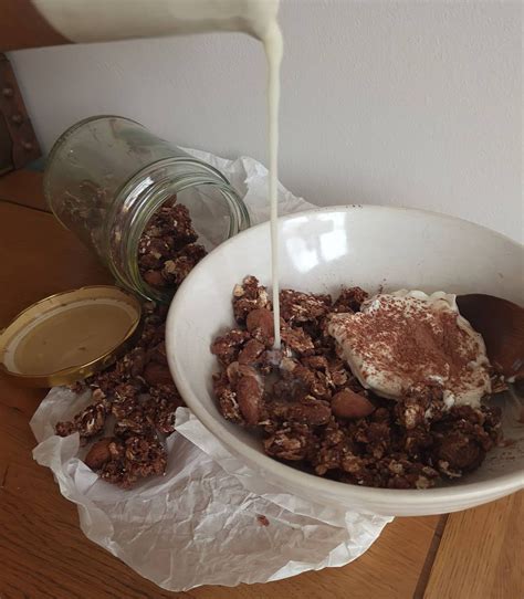 6 vegans vs 1 secret meat eater. Erin on Instagram: "TIRAMISU GRANOLA gluten free and vegan ...