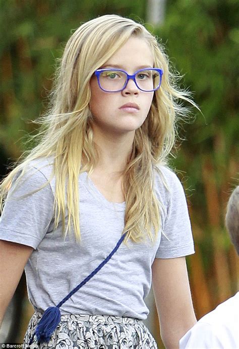 Ive had teenies from photo shoots who are hot. Reese Witherspoon enjoys family dinner as she shows off ...