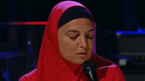 She has been married to barry herridge since december 8, 2011. Sinead O'Connor livre une prestation époustouflante dans ...