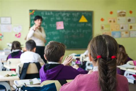 Niezależnie od tego, czy jesteś uczniem. Publiczna podstawówka w Japonii wprowadza mundurki od ...