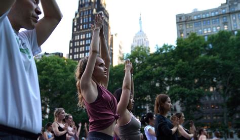 Embark on a relaxing and fun experience at a goat yoga class in missouri. Missouri Megachurch Pastor Condemns Yoga, Calls Hinduism ...
