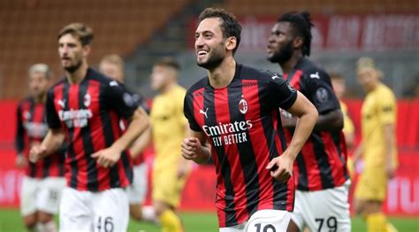 ˈbuːdə gɭimt) is a norwegian professional football club from the town of bodø that currently plays in eliteserien, the norwegian top division. Calhanoglu Leads Ibra-Less Milan to Hard-Fought Win Over ...