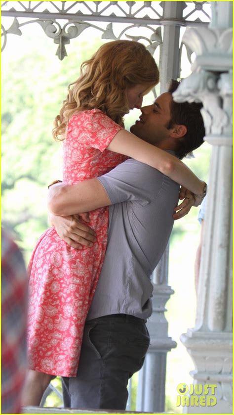Based on the musical, a struggling actress and her novelist lover each illustrate the struggle and deconstruction of their love affair. Anna Kendrick & Jeremy Jordan: 'Last 5 Years' Proposal ...