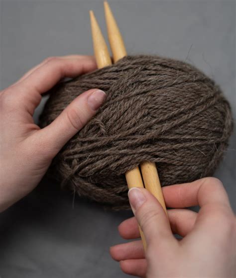 Knitting needles come in many styles, sizes, and materials and it can be confusing to know which kind to use when. Best Knitting Needles for Arthritis - Choose from Several ...