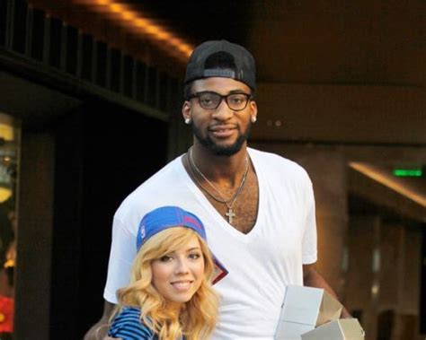 She is the stunning girlfriend of nba player andre drummond, the 6'11' center player for the detroit pistons, who prior to meeting elizabeth dated icarly actress jennette mccurdy. Andre Drummond Girlfriend