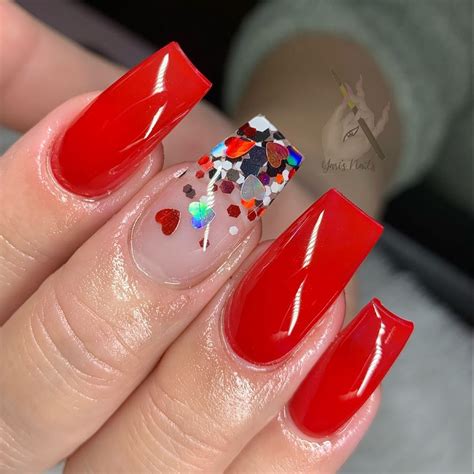 Majesty ••• celerity • 12 Yari's Nails 🧿 on Instagram: "Burst of love ♥️ Using ...