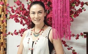 Pi mai pi mai tang tu (season 17) | episod 1 подробнее. Angeline Tan Height, Age, Boyfriend, Biography, Wiki, Net ...