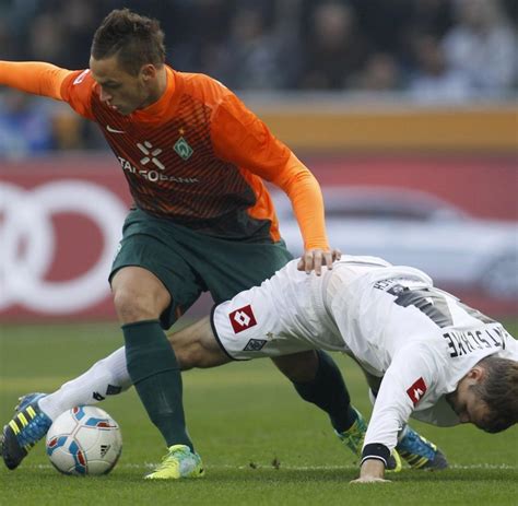 Josh sargent glänzte mit einem doppelpack. 5:0 gegen Bremen: Gladbachs Marco Reus spielt Werder an ...