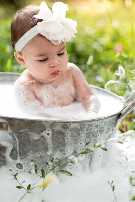 Give a couple of baths with her. Baby photography in tin wash tub. Naked baby photography ...