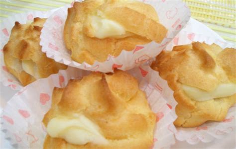 Resep dan cara membuat bolu kukus gulung bahan : Aneka Resep Kue Bolu Panggang Mentega Dan Kukus Sederhana ...
