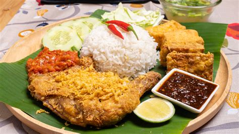 Thanks city@myr sebab share resepi nasi ayam yang simple dan sedap ni. Che Nom - Posts | Facebook