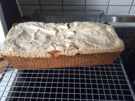Raise the speed to medium and beat until light and fluffy, 2 to 3 minutes. Pina-Colada-Kuchen von ConnieE. Ein Thermomix ® Rezept aus ...