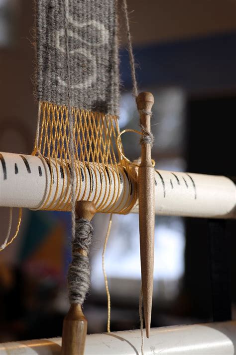 A counterbalance loom, meanwhile, helps to create a tapestry that is more even. Bobbins: a picture dictionary — Rebecca Mezoff in 2020 ...