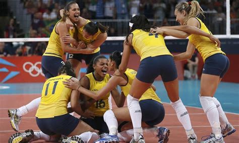 O brasil terá pela frente o. Seleção brasileira feminina de vôlei é bicampeã olímpica ...