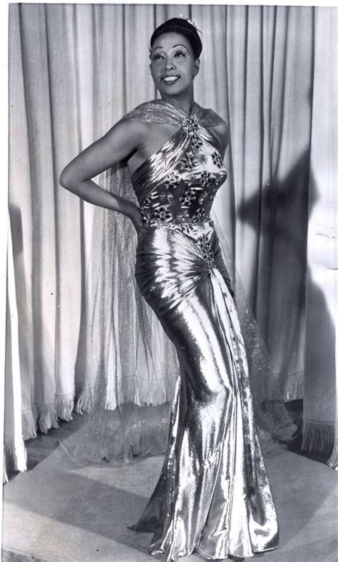 She first danced for the public on the streets of st. Pin on Josephine Baker