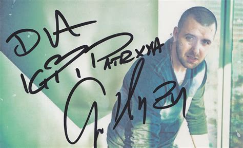 He is currently signed to sony music. Autografy Patryka i Kingi: GRZEGORZ HYŻY