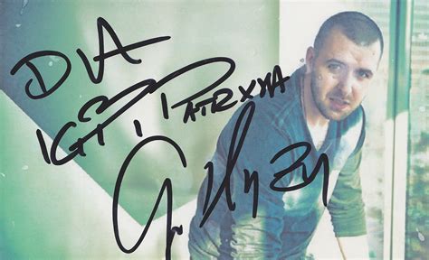 He is currently signed to sony music. Autografy Patryka i Kingi: GRZEGORZ HYŻY