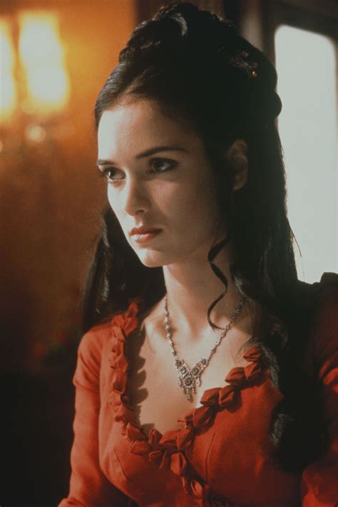 With gary oldman, winona ryder, anthony hopkins, keanu reeves. Winona Ryder en la película 'Drácula' (1992) | Дракула ...