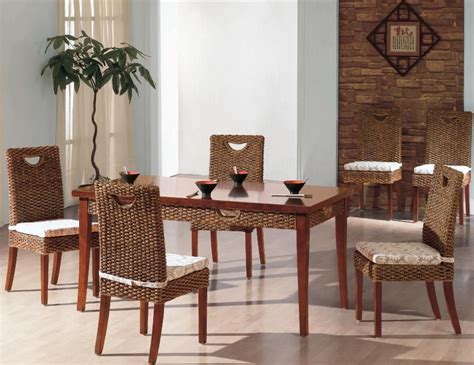 Wicker accent chairs on alibaba.com are available in a number of attractive shapes and colors. Indoor Wicker Dining Room Chairs | Dining room chairs ...