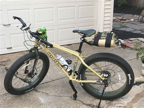 2021 haro 26 lineage air master bike in neon red with 22.5 top tube length. Stolen 2016 Momentum Rockr