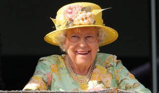 Nach dem frühen tod ihres vaters wurde sie am 2. Prinzessin Margaret: So ließ es die Schwester von Queen ...