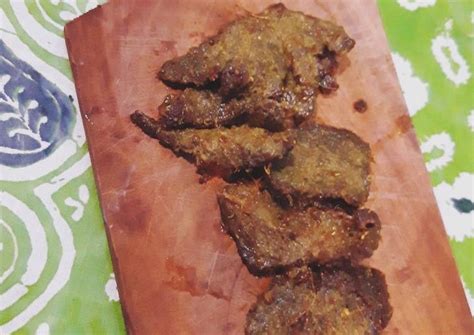 Yuk, simak resep dan cara membuat empal daging sapi suwir di bawah ini! Cara Memasak Empal Daging Sapi - Resep Empal Daging Sapi ...