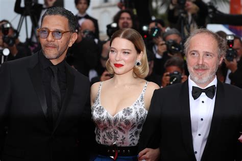 Dans la série, votre femme est assez discrète et ne semble pas si emballez que vous à l'idée de la vie qui l'attend… la question de la place des femmes de président. Desplechin se lance dans le film noir avec "Roubaix, une ...