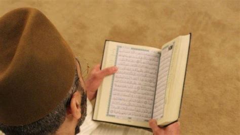 Mustafa khattab, the clear quran. Inilah Bacaan Surat Yasin (Arab, Latin, Arti), Baca Setiap ...