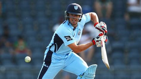 4 in the batting order left everyone surprised. Moises Henriques batting for Matador Cup title and return ...