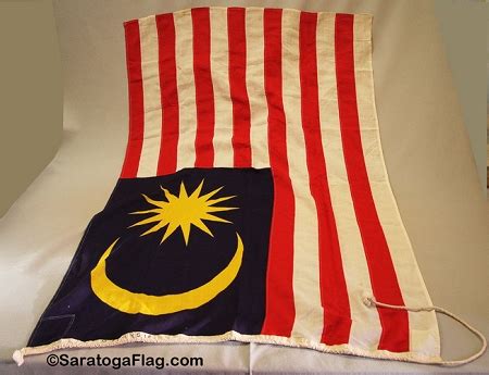 Of or relating to or characteristic of the people or language of malaysia and the northern malay peninsula. MALAYSIA FLAG- 4x6ft Wool - Used Vintage