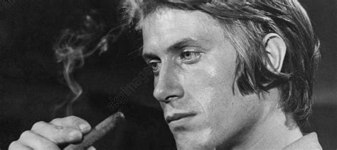 Jacques dutronc, né le 28 avril 1943 à paris, est un chanteur, compositeur et acteur français. jacques dutronc | Dutronc, Jacques dutronc, Jacques ...