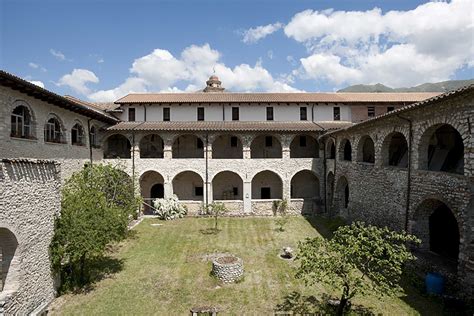 2+ vectors, stock photos & psd files. Il Monastero di Sant'Antonio a Norcia