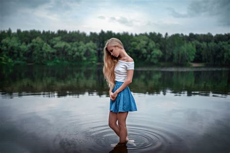 The best gifs are on giphy. Sad Girl Pics Wallpapers (53 Wallpapers) - Adorable Wallpapers