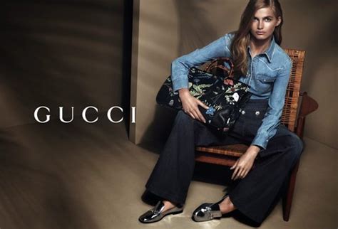 Gucci is an italian fashion and leather goods label founded in 1921 by guccio gucci in florence. Kering : des doutes émergent sur la stratégie de la griffe ...
