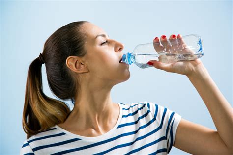 10 astuces pour boire plus d'eau