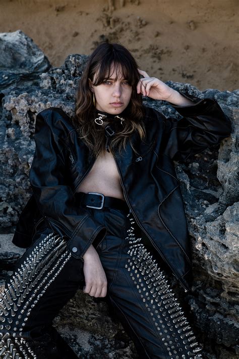 Daijah by Vlad Savin - Fashion Grunge