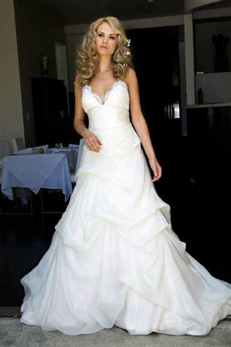 Dec 17, 2019 at 2:18 pm. Wedding Dress by Amy Michelson | Wedding dresses, Used ...